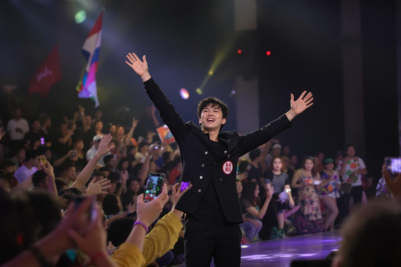 香蕉视频影迷见面会圆满举行,万名粉丝热情参与